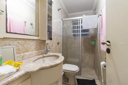 Casa à venda com 303m², 4 quartos e 2 vagasBanheiro 2 - Casa 1