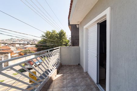 Casa à venda com 303m², 4 quartos e 2 vagasSacada da suíte - Casa 1