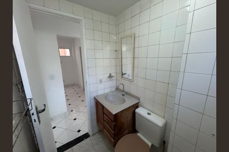 Apartamento para alugar com 50m², 2 quartos e sem vagaBanheiro