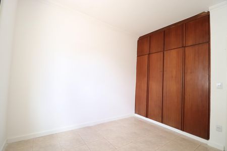 Casa para alugar com 210m², 3 quartos e 2 vagasQuarto 2