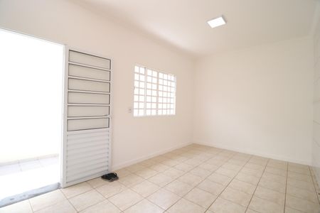 Casa para alugar com 210m², 3 quartos e 2 vagasCozinha