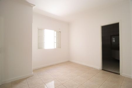 Casa para alugar com 210m², 3 quartos e 2 vagasQuarto 3 - Suíte