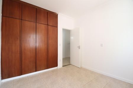 Casa para alugar com 210m², 3 quartos e 2 vagasQuarto 2