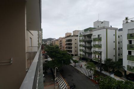 Vista de apartamento para alugar com 2 quartos, 78m² em Jardim Las Palmas, Guarujá