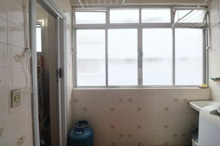 Apartamento para alugar com 78m², 2 quartos e 1 vagaÁrea de Serviço