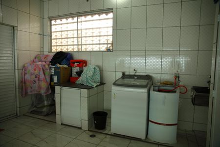 Casa à venda com 223m², 3 quartos e 2 vagasÁrea de Serviço