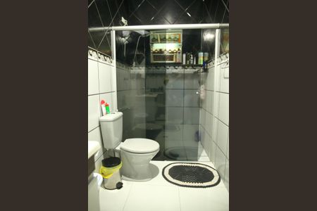 Casa à venda com 223m², 3 quartos e 2 vagasBanheiro da Suíte 