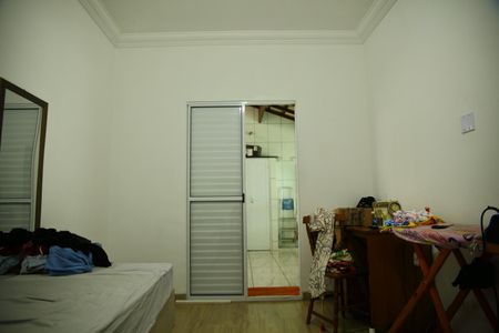 Casa à venda com 223m², 3 quartos e 2 vagasQuarto 3