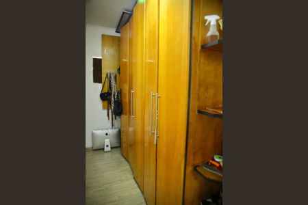 Casa à venda com 223m², 3 quartos e 2 vagasArmário/Closet 