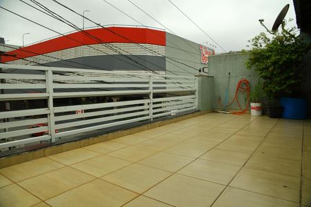 Casa à venda com 223m², 3 quartos e 2 vagasVaranda aberta  da Suíte 