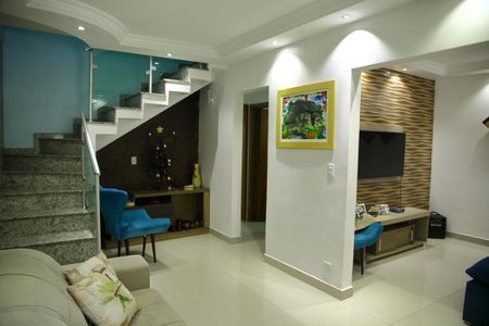 Sala de casa à venda com 3 quartos, 223m² em Alves Dias, São Bernardo do Campo