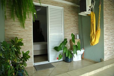 Casa à venda com 223m², 3 quartos e 2 vagasVaranda (envidraçada) da Suíte 