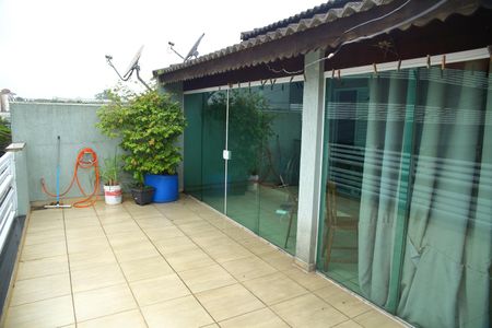 Casa à venda com 223m², 3 quartos e 2 vagasVaranda aberta  da Suíte 