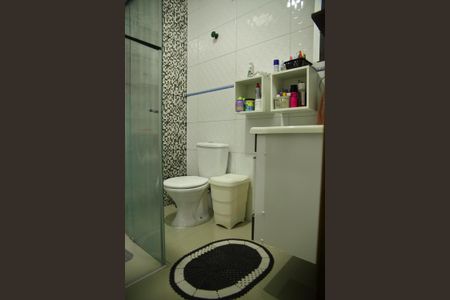 Casa à venda com 223m², 3 quartos e 2 vagasBanheiro Social 