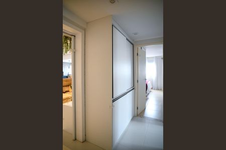 Apartamento para alugar com 142m², 3 quartos e 2 vagas Apartamento para alugar com 142m², 3 quartos e 2 vagasCorredor