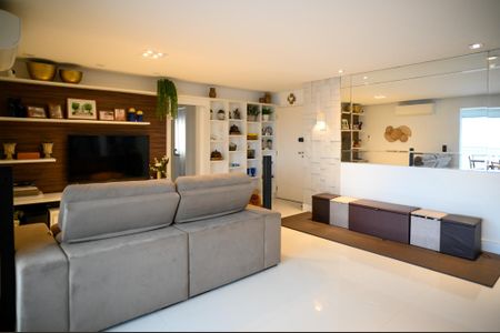 Apartamento para alugar com 142m², 3 quartos e 2 vagas Apartamento para alugar com 142m², 3 quartos e 2 vagasSala