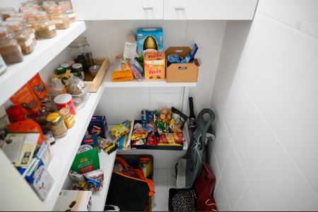 Apartamento para alugar com 142m², 3 quartos e 2 vagas Apartamento para alugar com 142m², 3 quartos e 2 vagasDespensa