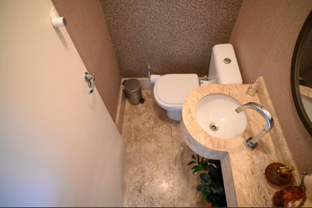 Apartamento para alugar com 142m², 3 quartos e 2 vagas Apartamento para alugar com 142m², 3 quartos e 2 vagasLavabo