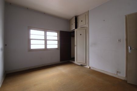 Casa à venda com 180m², 3 quartos e 3 vagasQuarto 2 - Suíte
