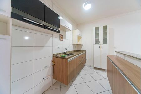 Apartamento à venda com 99m², 2 quartos e 1 vagaCozinha 