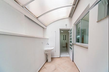 Apartamento à venda com 99m², 2 quartos e 1 vagaÁrea de Serviço