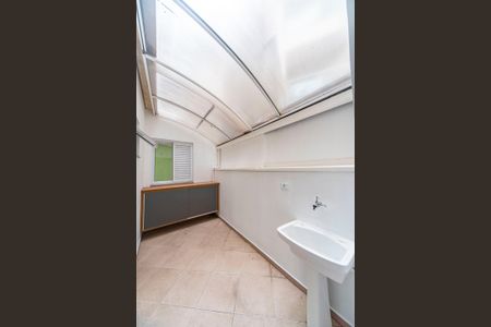 Apartamento à venda com 99m², 2 quartos e 1 vagaÁrea de Serviço