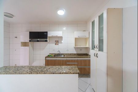 Apartamento à venda com 99m², 2 quartos e 1 vagaCozinha 
