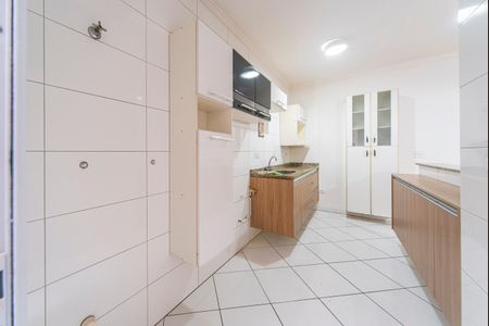 Apartamento à venda com 99m², 2 quartos e 1 vagaCozinha 