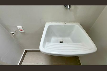 Apartamento para alugar com 72m², 2 quartos e sem vaga Apartamento para alugar com 72m², 2 quartos e sem vagaÁrea de Serviço