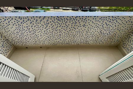 Apartamento para alugar com 72m², 2 quartos e sem vaga Apartamento para alugar com 72m², 2 quartos e sem vagaSacada