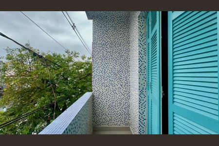 Apartamento para alugar com 72m², 2 quartos e sem vaga Apartamento para alugar com 72m², 2 quartos e sem vagaSacada