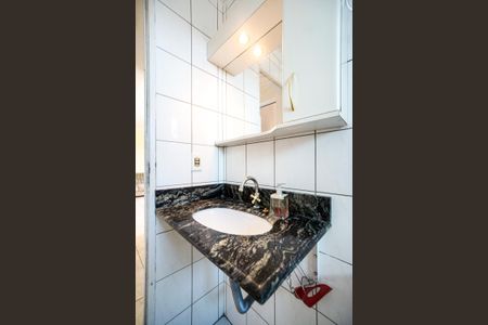 Apartamento para alugar com 65m², 2 quartos e 1 vagaBanheiro 