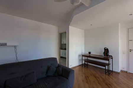 Sala de apartamento para alugar com 2 quartos, 70m² em Jardim Leonor, São Paulo