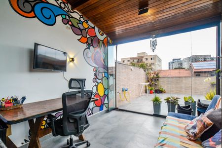 Apartamento à venda com 110m², 2 quartos e 1 vagaÁrea gourmet