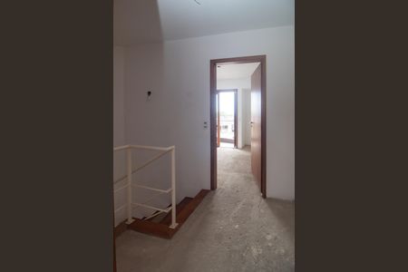 Casa à venda com 99m², 3 quartos e 1 vaga Casa à venda com 99m², 3 quartos e 1 vagaCorredor