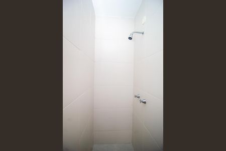 Casa à venda com 99m², 3 quartos e 1 vaga Casa à venda com 99m², 3 quartos e 1 vagaBanheiro 2