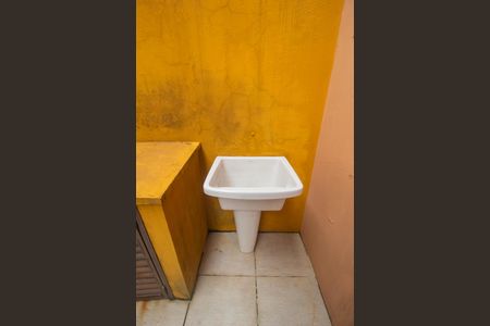 Casa à venda com 99m², 3 quartos e 1 vaga Casa à venda com 99m², 3 quartos e 1 vagaQuintal/area de serviço