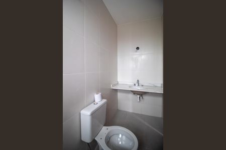 Casa à venda com 99m², 3 quartos e 1 vaga Casa à venda com 99m², 3 quartos e 1 vagaBanheiro da Suíte