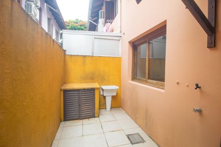 Casa à venda com 99m², 3 quartos e 1 vaga Casa à venda com 99m², 3 quartos e 1 vagaQuintal/area de serviço