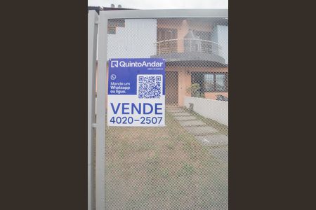 Casa à venda com 99m², 3 quartos e 1 vaga Casa à venda com 99m², 3 quartos e 1 vagaPlaca