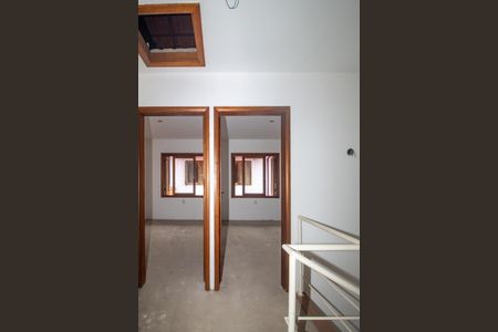 Casa à venda com 99m², 3 quartos e 1 vaga Casa à venda com 99m², 3 quartos e 1 vagaCorredor