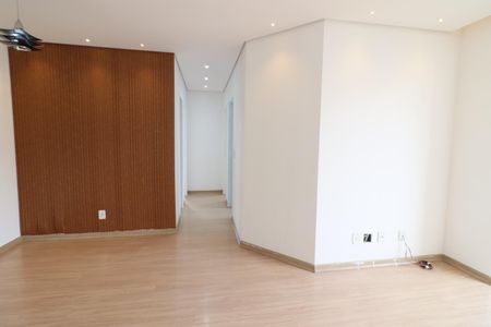 Sala de apartamento à venda com 3 quartos, 72m² em Piratininga, Osasco