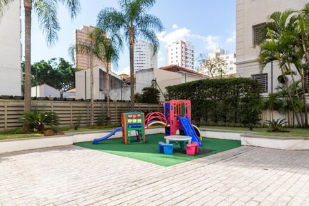 Apartamento à venda com 157m², 4 quartos e 2 vagasÁrea comum - Playground