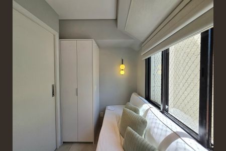 Apartamento à venda com 157m², 4 quartos e 2 vagasQuarto 4
