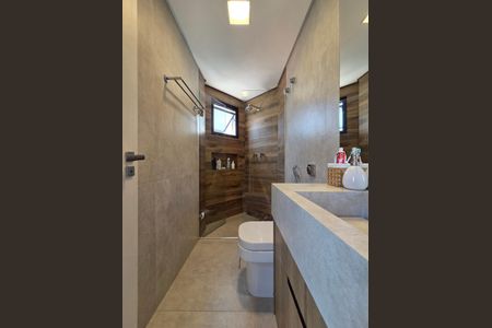 Apartamento à venda com 157m², 4 quartos e 2 vagasBanheiro da Suíte 1