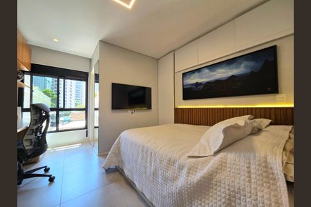 Apartamento à venda com 157m², 4 quartos e 2 vagasSuíte 1