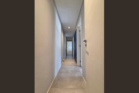Apartamento à venda com 157m², 4 quartos e 2 vagasCorredor