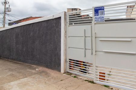 Casa para alugar com 117m², 2 quartos e 5 vagasFachada 