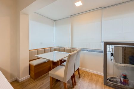 Studio para alugar com 29m², 1 quarto e sem vagaPersianas