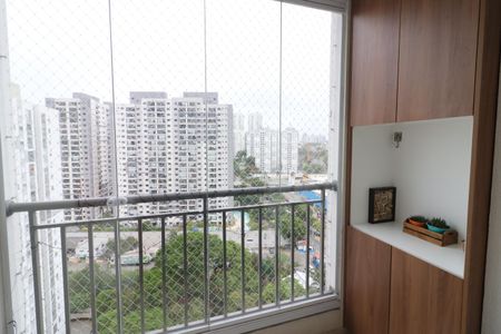 Sala de apartamento à venda com 2 quartos, 55m² em Continental, Osasco
